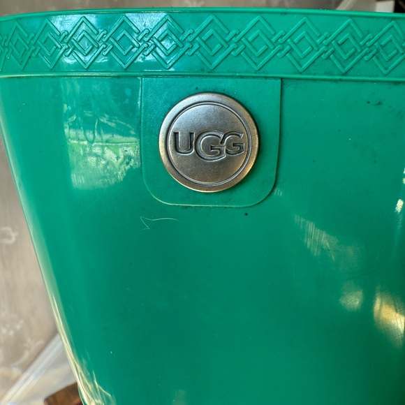 UGGS ladies green midcalf, rain boot size 8 excellent condition - Picture 10 of 12